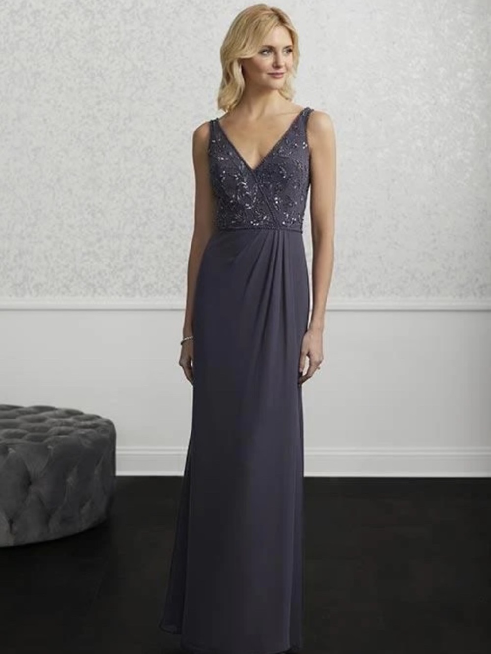 Adrianna Papell Platinum Dress, Size 8 in beautiful “Gun Metal” NEW With tags